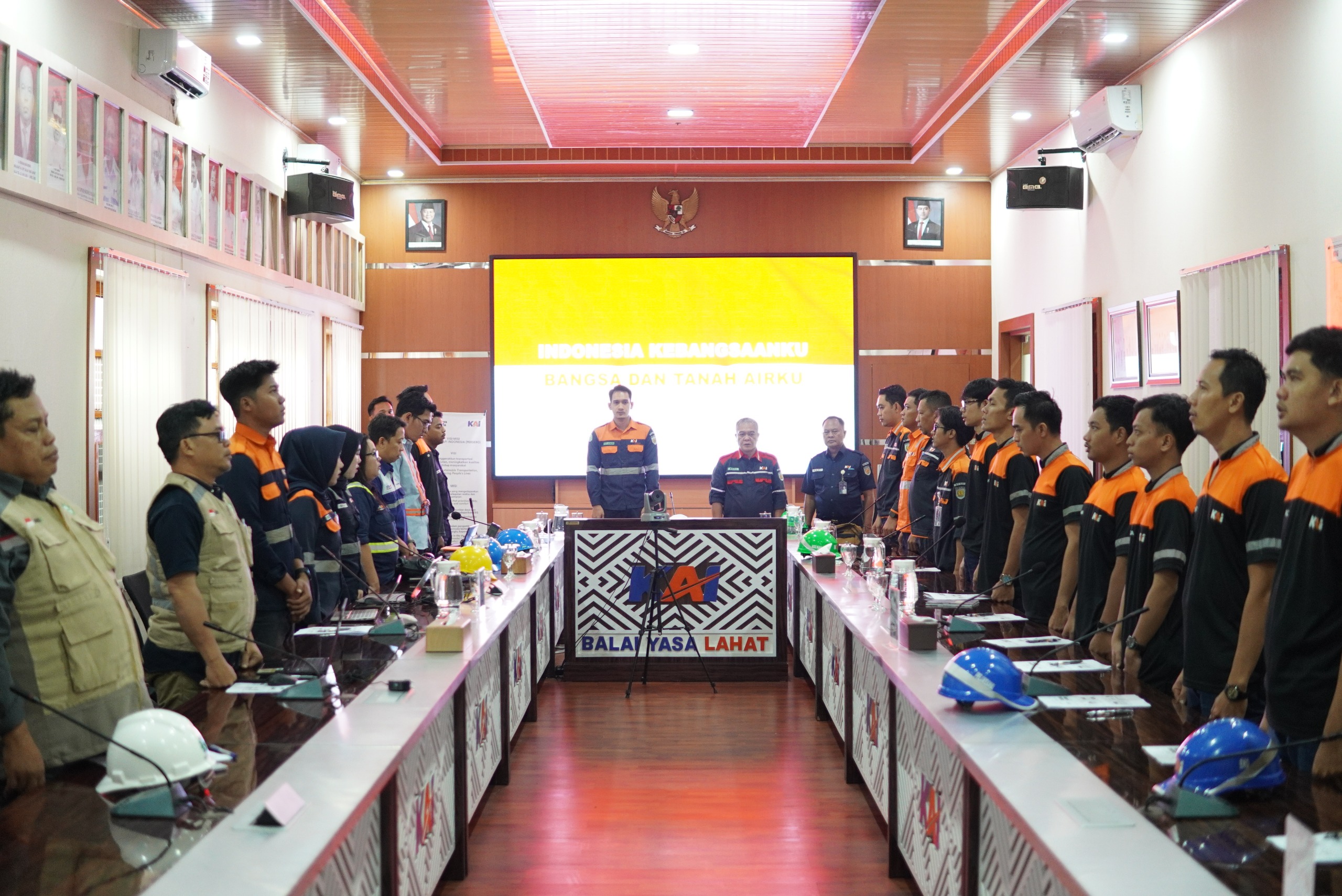 Pelatihan Overhead Crane dan Perawatan Wall Jib Crane oleh PT Raillink dan KAPM